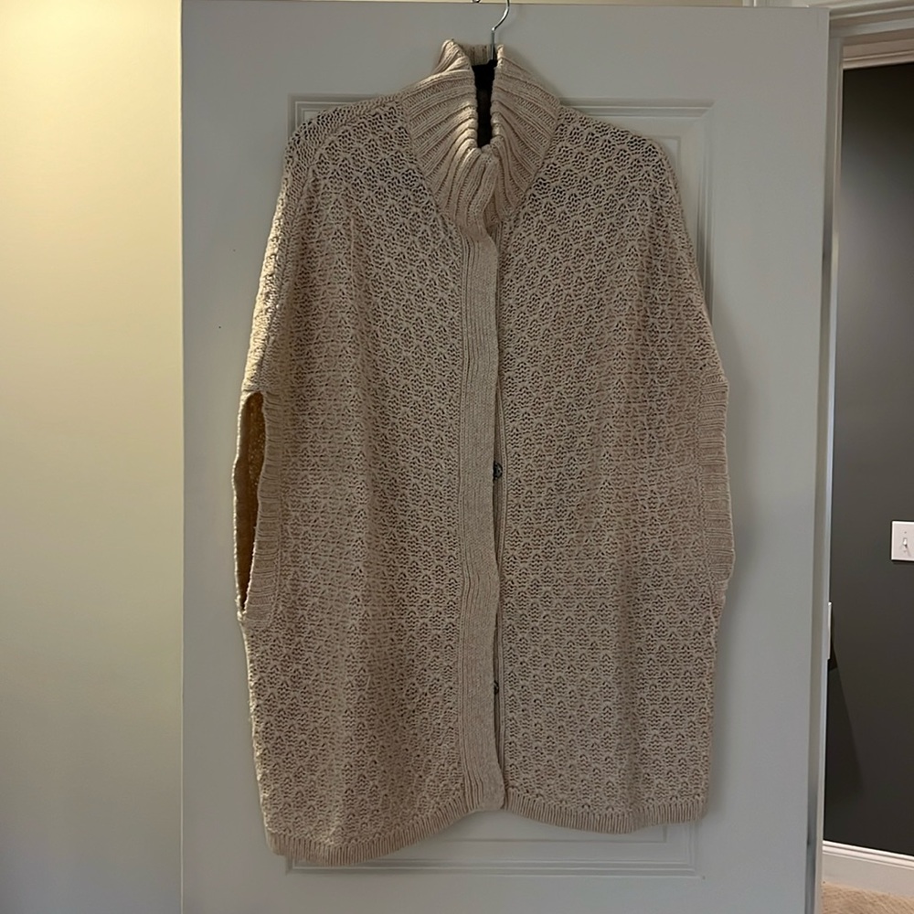 Cream poncho